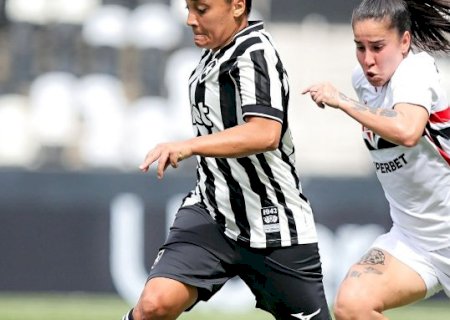 Goleada do S&atilde;o Paulo esquenta disputa pela lideran&ccedil;a do Brasileir&atilde;o Feminino