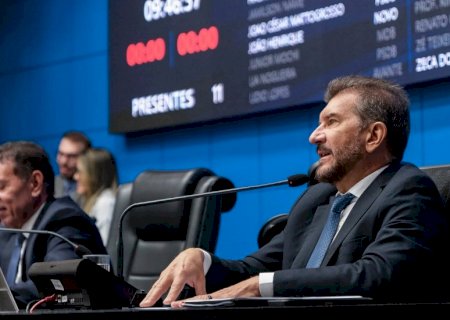 Ter professor substituto é direito dos alunos, diz Kemp sobre reclamação da 'proibição' de novos contratados