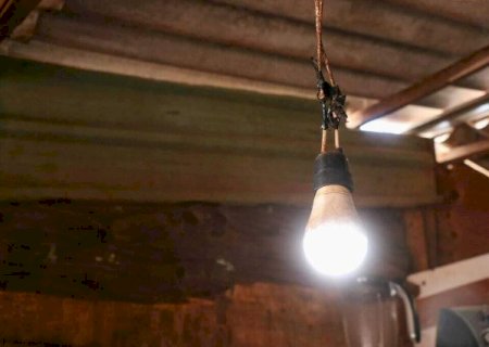 Conta de luz ter&aacute; cobran&ccedil;a extra por bandeira amarela pelo 5&ordm; m&ecirc;s seguido