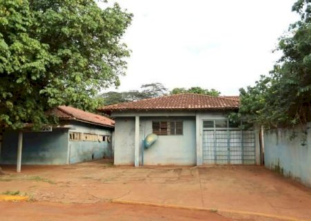 Ap&oacute;s homic&iacute;dio, moradores relatam medo e abandono em antigo posto da Moreninha