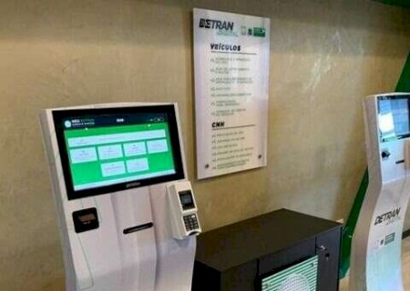 Ag&ecirc;ncia do Detran estreia totem com IA e atendimento em Libras