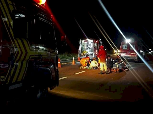 Mulher &eacute; atropelada e morre enquanto caminhava pela BR-158