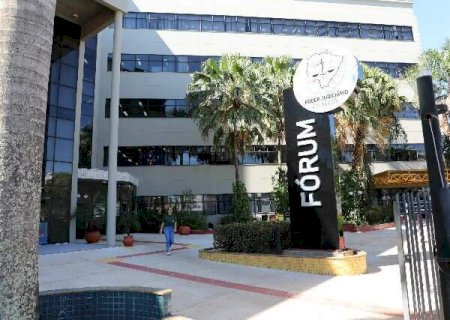 Cliente que chamou veterin&aacute;ria de &ldquo;biscate&rdquo; ter&aacute; de pagar R$ 5 mil