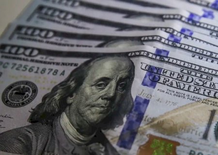 D&oacute;lar recua a R$ 5,15 em dia de alta dos juros nos Estados Unidos