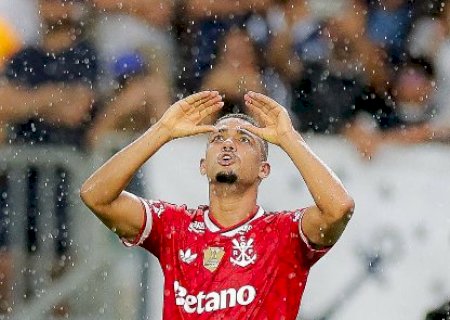 Flamengo vence Remo e assume lideran&ccedil;a do Brasileir&atilde;o