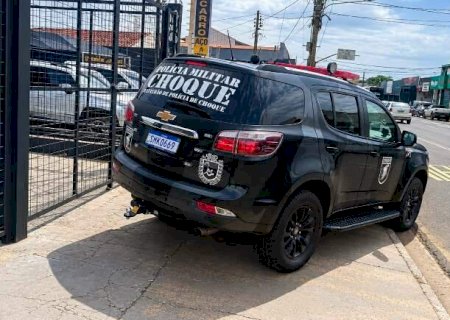 Gaeco cumpre mandados em garagem de ve&iacute;culos na Avenida Bandeirantes