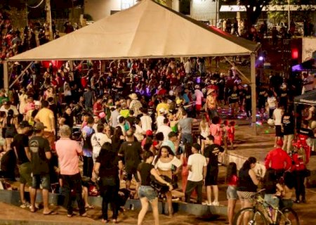 Paquera Gold Times revive anos 80 e 90 neste domingo em Dourados