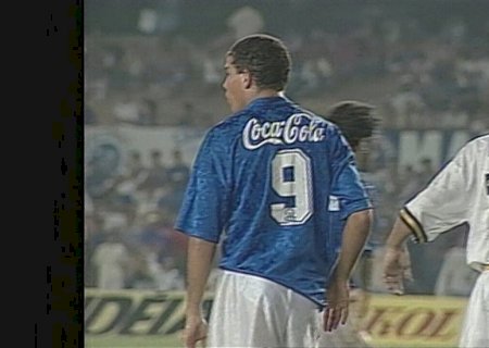 Veja 50 momentos fenomenais da carreira de Ronaldo