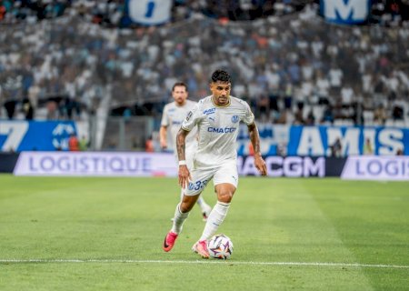 Santos desiste da contratação do lateral Emerson Palmieri