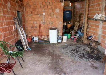 Envolvido em morte por atropelamento &eacute; executado dentro de casa com 6 tiros