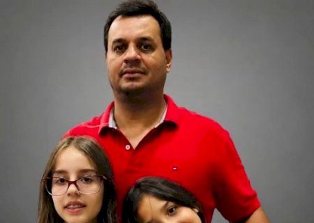 Pai e filhas ser&atilde;o velados lado a lado com cachorrinha ap&oacute;s acidente na rodovia