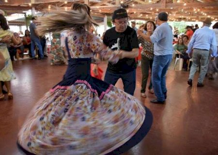 Gosta de chamam&eacute;? Concurso procura casais para mostrar talento na dan&ccedil;a