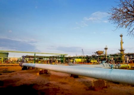 Petrobras fecha acordo de cooperação na área de petróleo em Moçambique