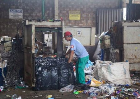 Sem pagar catadores, MP e MPT cobram R$ 1 milh&atilde;o da Prefeitura de Campo Grande