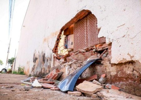 R&eacute;u por atropelar ex namorada contra muro &eacute; condenado a 23 anos