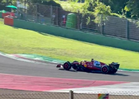 Rafael Câmara realiza testes com carro de 2025 da Ferrari em Ímola