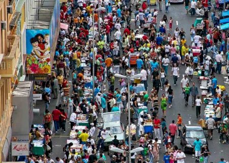 MPSP recomenda intervenção na Feira do Brás por causa de dívida