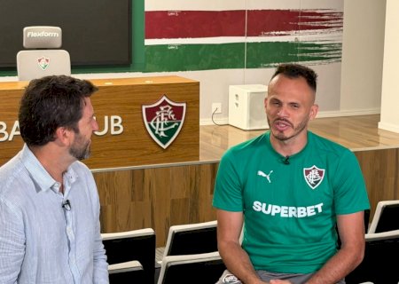 Renê se firma no Fluminense pela regularidade e projeta sonho: "Libertadores é sempre especial"