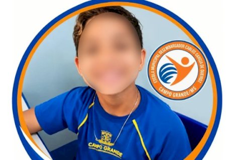 M&atilde;e diz que menino atropelado por &ocirc;nibus voltou para se despedir de amigo