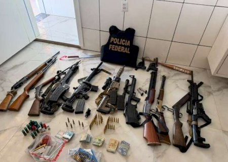 PF apura trabalho escravo em fazenda de candidato e apreende 14 armas