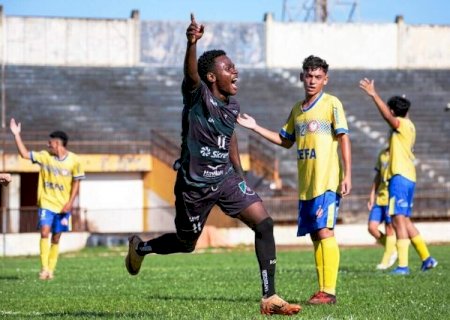 Estadual Sub-17 define semifinalistas neste s&aacute;bado em quatro jogos