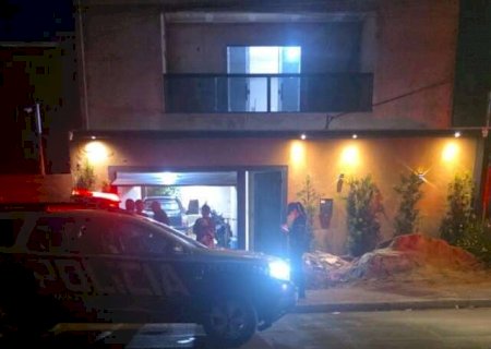 Briga por obra em muro termina com um morto e outro ferido a tiros