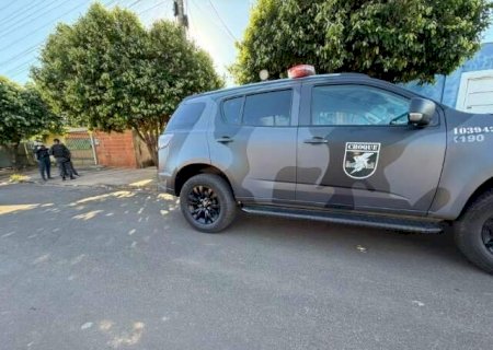 Suspeito de integrar fac&ccedil;&atilde;o morre em confronto com policiais do Choque