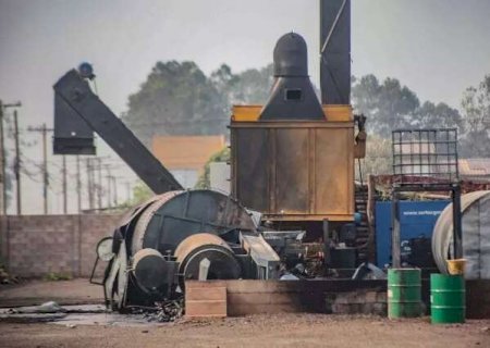 Cons&oacute;rcio e Prefeitura dividem opera&ccedil;&atilde;o para tapar 3 mil buracos por dia