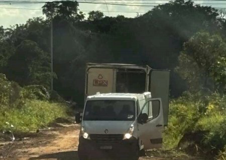 Ap&oacute;s apreens&atilde;o, dono de chiparia tenta recuperar produtos que seriam descartados