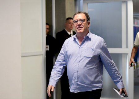 Santos paga dívidas e derruba três transfer bans; clube continua com quatro punições