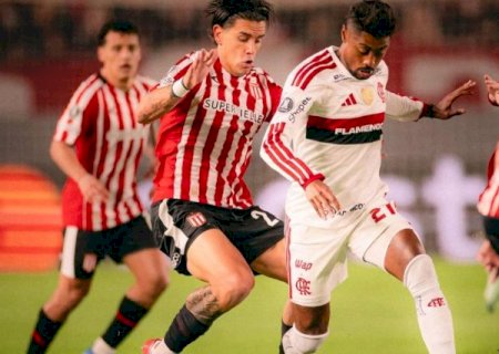 Flamengo segura press&atilde;o do Estudiantes e empata na Libertadores