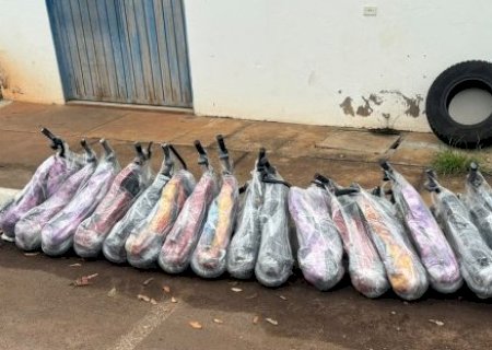 Persegui&ccedil;&atilde;o termina com carro em muro e 24 motos el&eacute;tricas apreendidas