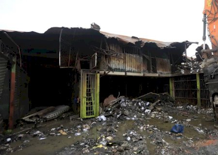 Ceagesp constrói estrutura provisória para atingidos por incêndio