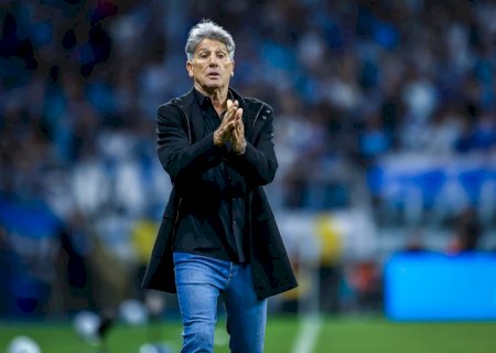Renato volta a destacar o trabalho em vitória do Grêmio: "Troquei os quatro pneus com o carro andando"