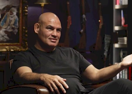 "Vi meu filho desabar": Cain Velasquez relata trauma familiar e dia em que foi preso