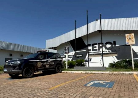 Motociclista &eacute; levado a estrada de ch&atilde;o, agredido a pauladas e roubado