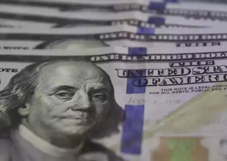 D&oacute;lar sobe a R$ 5,44 e acumula maior alta semanal desde 2008