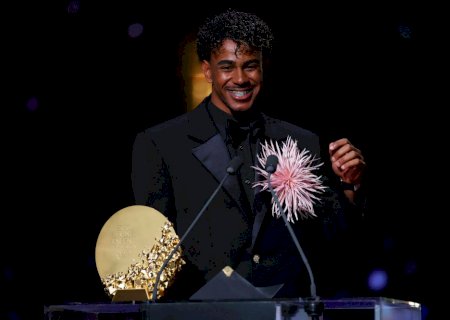 Bola de Ouro 2026: Yamal vence Troféu Kopa de melhor jovem pelo terceiro ano seguido