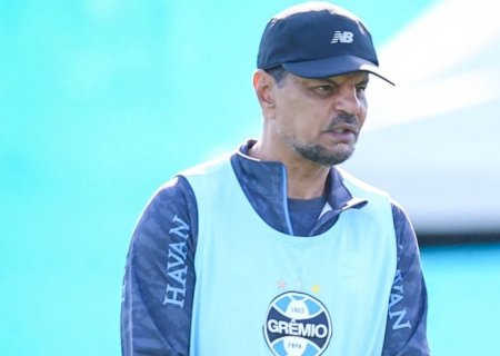 Auxiliar técnico do Grêmio é levado a penitenciária após audiência; veja vídeo