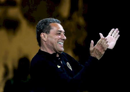 Luxa diz que assumiria Corinthians antes de Seedorf: "Voltaria com coração arrebentando"