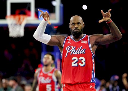 LeBron James tem primeiro jogo de 20 pontos pelos Sixers em vitória sobre os Knicks