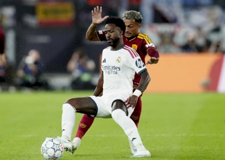 Mourinho sai em defesa de Vini Jr. no Real Madrid: "Se fosse eu, provavelmente não estaria aqui"
