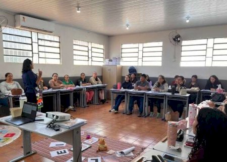 Decis&atilde;o suspende piso integral para professores com jornada de 22h