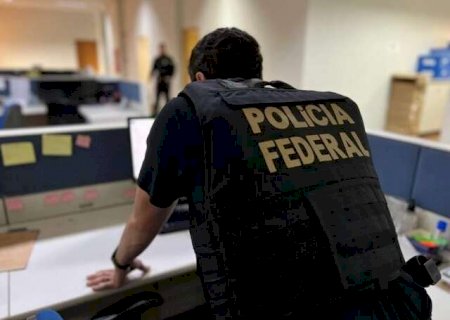 Preso com R$ 22 mil de benef&iacute;cio, advogado &eacute; mantido com tornozeleira h&aacute; 5 meses